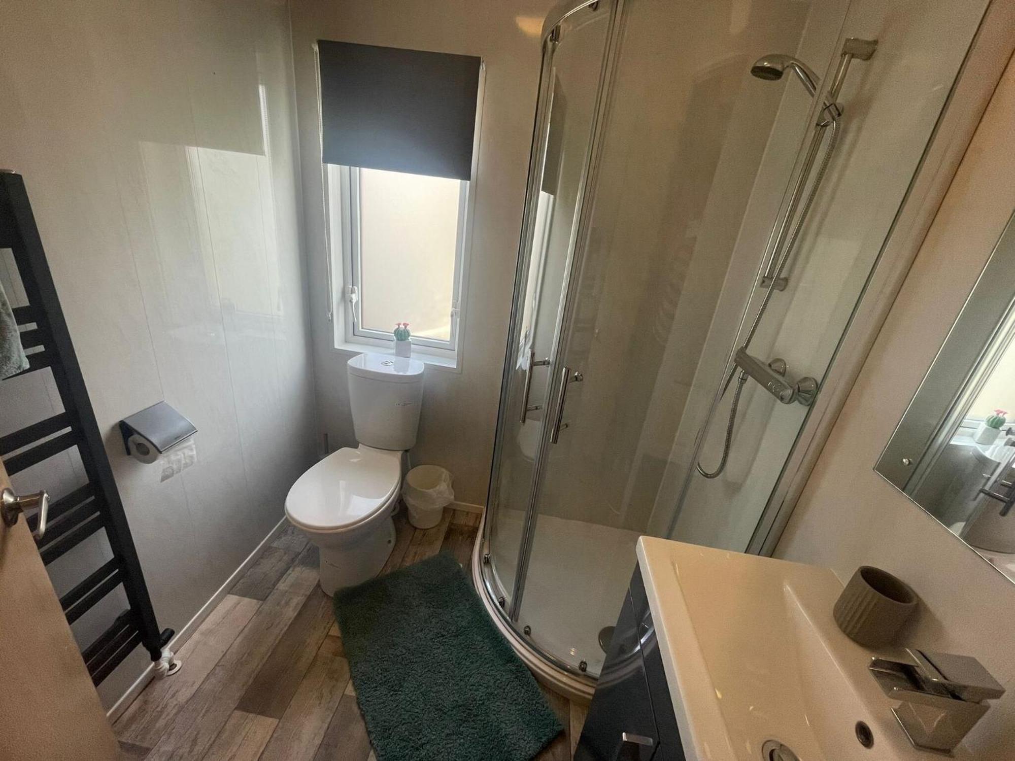 Luxury Lakeside Lodge L1 With Hot Tub Situated At Tattershall Lakes Country Park エクステリア 写真